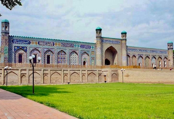 FERGANA VALLEY — TRADITIONS AND CRAFTS OF THE EAST