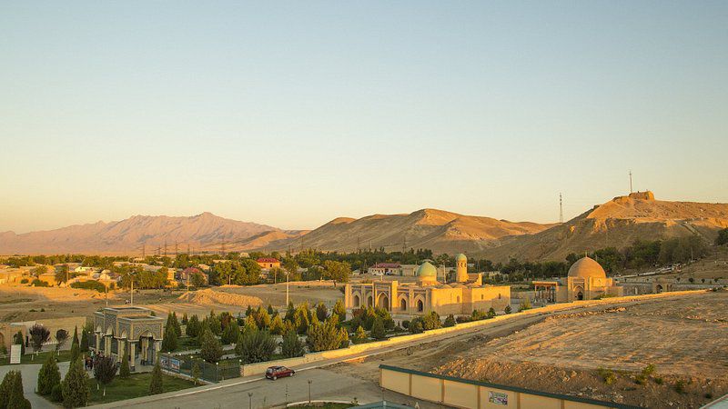 THE PATH OF FAITH: PILGRIMAGE TO THE HOLY SITES OF UZBEKISTAN